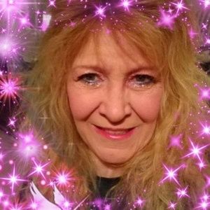 Meet your Posher, Sherry